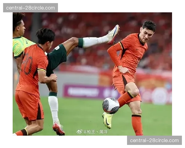 西南德比蓉城逆转取胜 索罗金费利佩建功